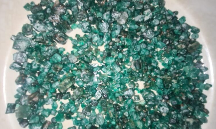 Green Emerald Gemstones for sale